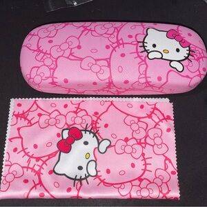 Hello Kitty Pink Sunglasses Case and Matching Pink Cleaning Cloth
